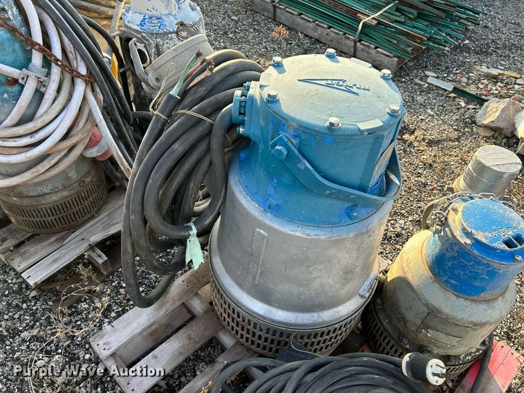 image for item NE9633 (3) Flygt submersible pumps