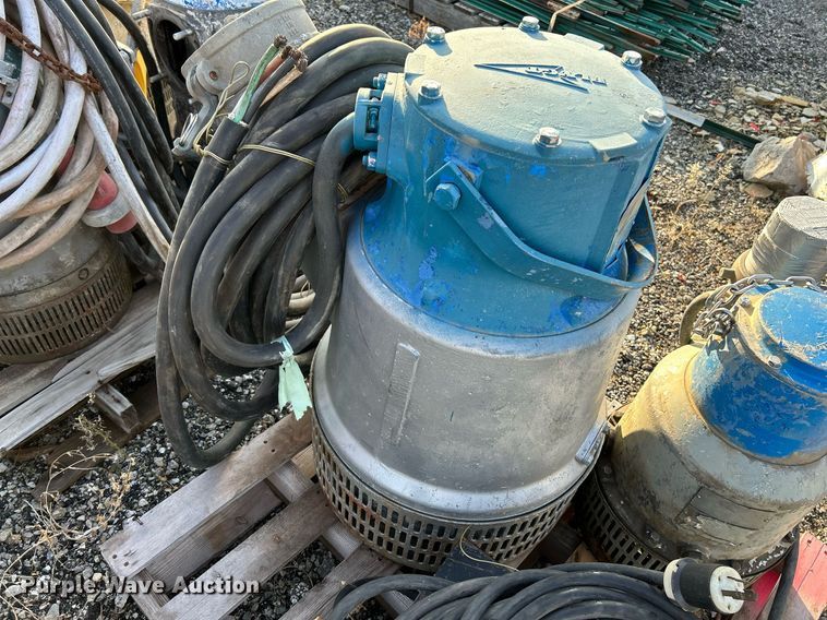 image for item NE9633 (3) Flygt submersible pumps