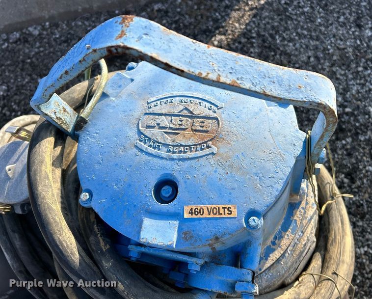 image for item NE9634 (4) submersible pumps