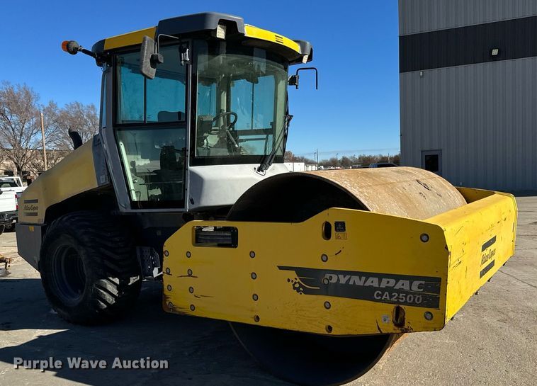 image for item NI9554 2015 Dynapac CA2500D  single drum vibratory roller