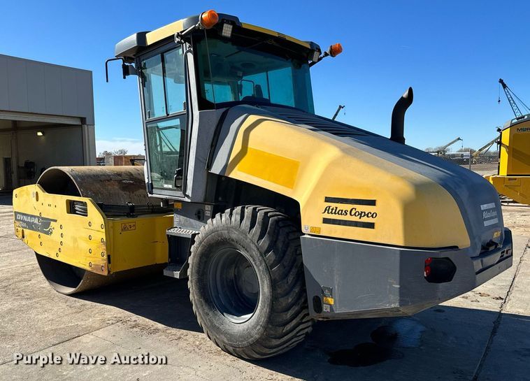 image for item NI9554 2015 Dynapac CA2500D  single drum vibratory roller