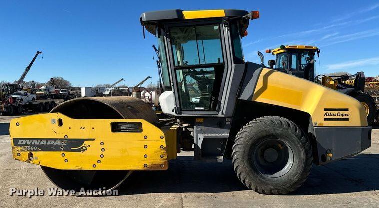 image for item NI9554 2015 Dynapac CA2500D  single drum vibratory roller