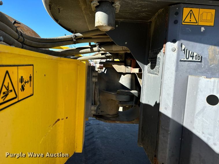 image for item NI9554 2015 Dynapac CA2500D  single drum vibratory roller