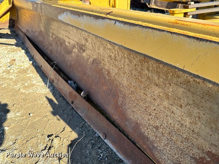 image for item NI9565 Garfield GGB 1200RS  grader blade