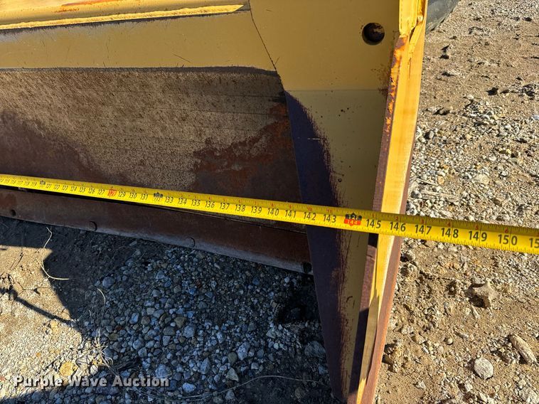 image for item NI9565 Garfield GGB 1200RS  grader blade