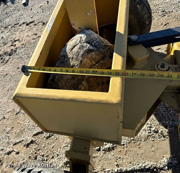 image for item NI9565 Garfield GGB 1200RS  grader blade