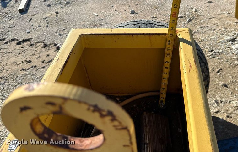 image for item NI9565 Garfield GGB 1200RS  grader blade