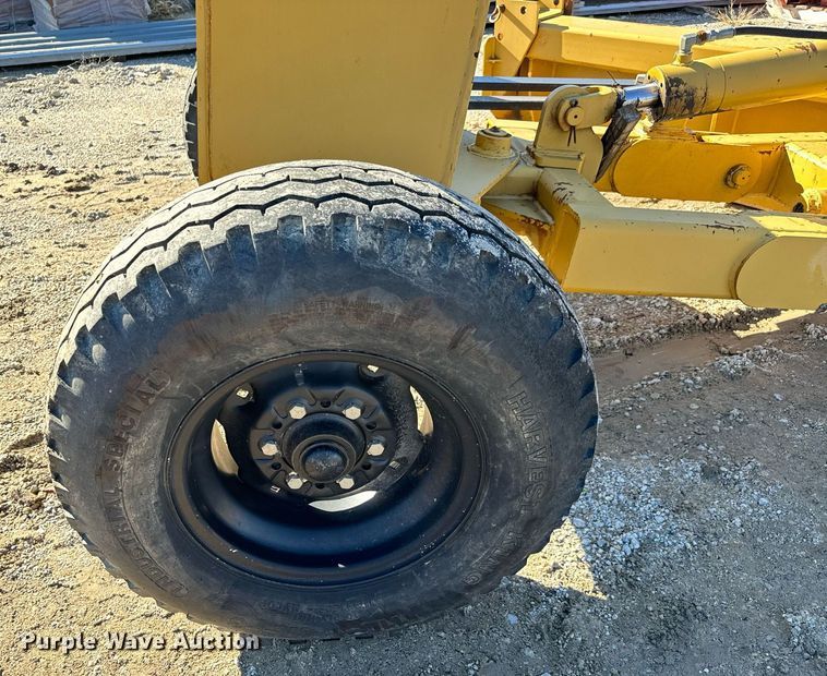 image for item NI9565 Garfield GGB 1200RS  grader blade