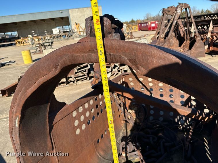 image for item NI9581 (2) drag line buckets