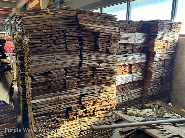 image for item NI9583 Approximately 235 bundles of Serpentine Cedar Ltd cedar shake shingles