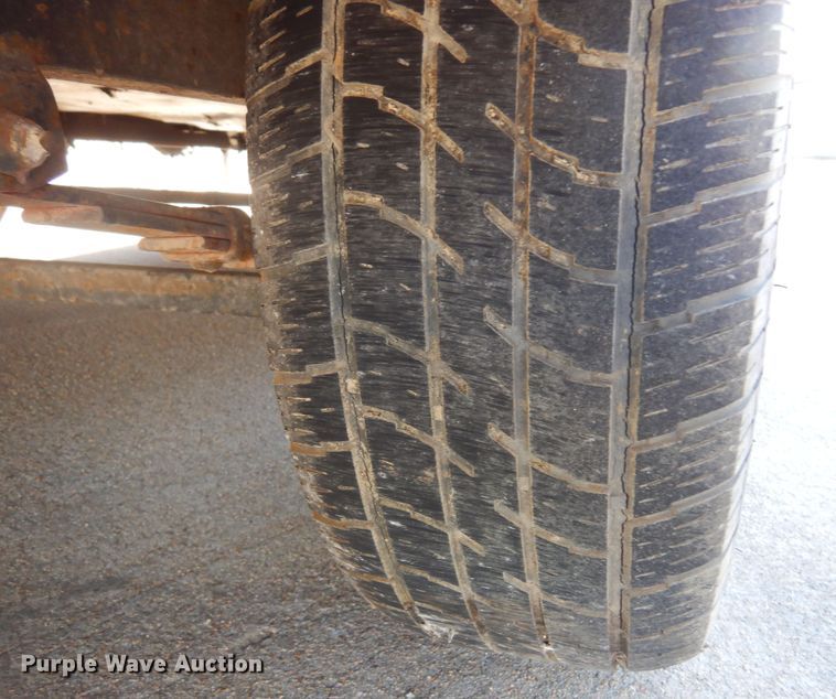 image for item NI9585 1971 Rond  job site trailer