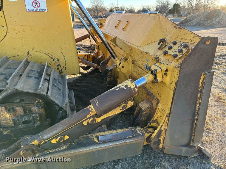 image for item NI9586 2013 Komatsu D65WX-17  dozer