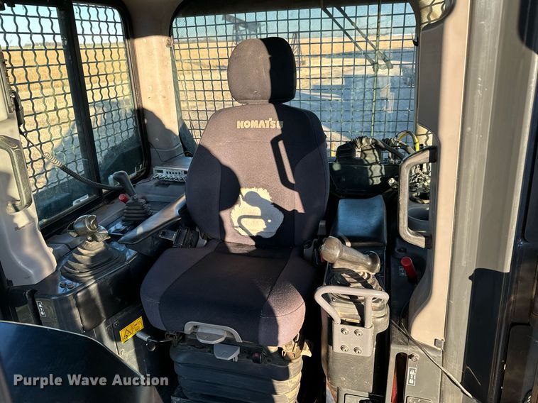 image for item NI9586 2013 Komatsu D65WX-17  dozer