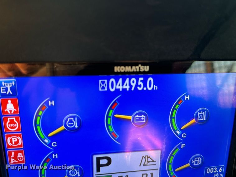 image for item NI9586 2013 Komatsu D65WX-17  dozer