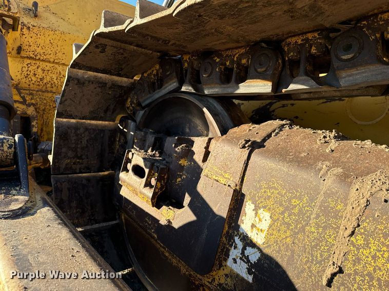 image for item NI9586 2013 Komatsu D65WX-17  dozer