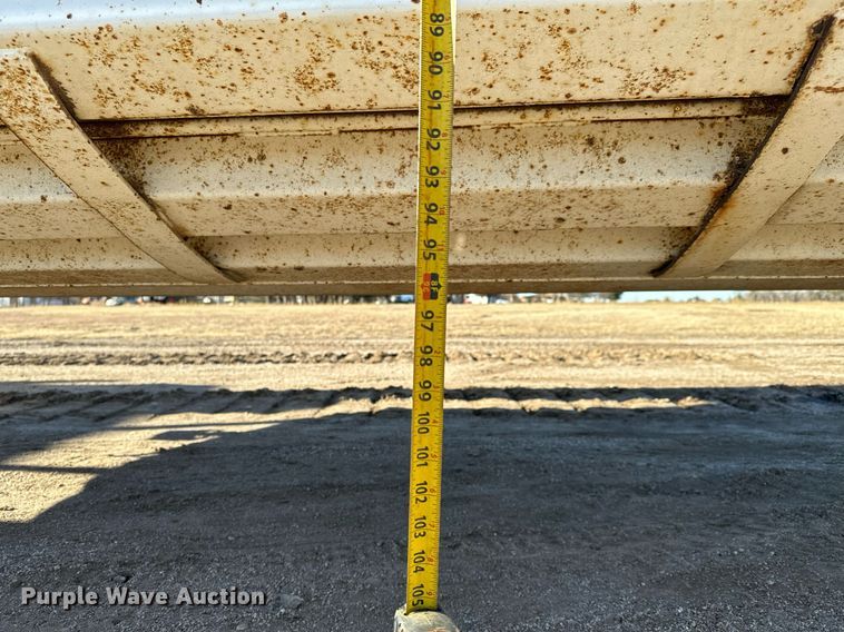 image for item NI9590 2005 Corn Belt S-4202  bottom dump trailer