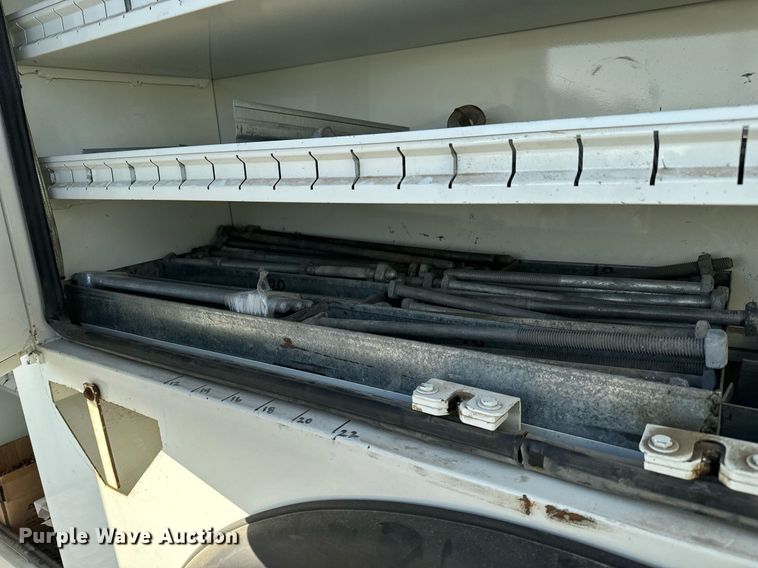 image for item NI9598 2011 International 4300  bucket truck