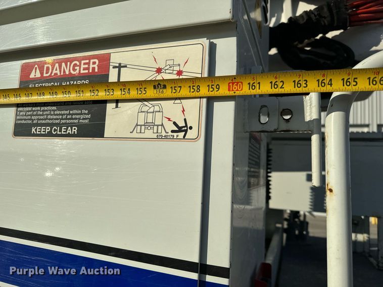 image for item NI9598 2011 International 4300  bucket truck