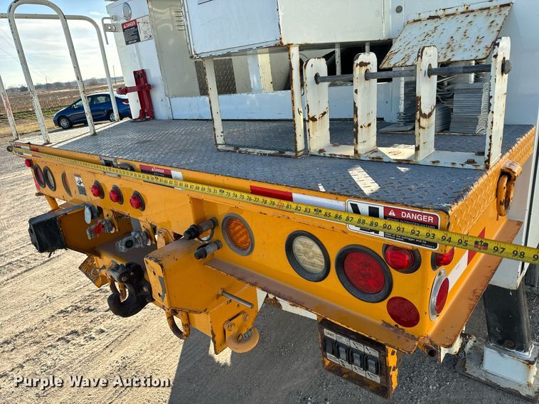 image for item NI9598 2011 International 4300  bucket truck