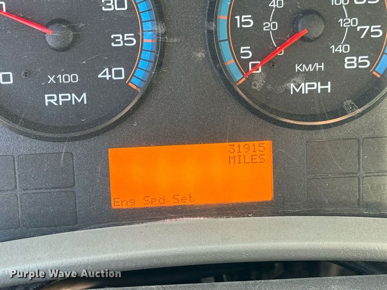 image for item NI9598 2011 International 4300  bucket truck