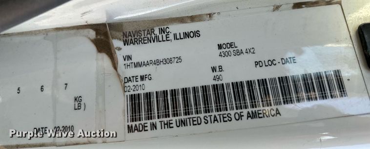 image for item NI9598 2011 International 4300  bucket truck