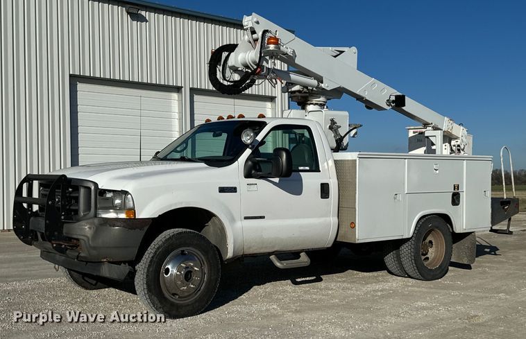 image for item NI9599 2002 Ford F550 Super Duty  bucket truck