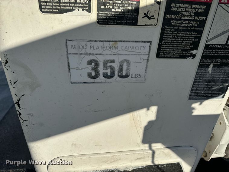 image for item NI9599 2002 Ford F550 Super Duty  bucket truck