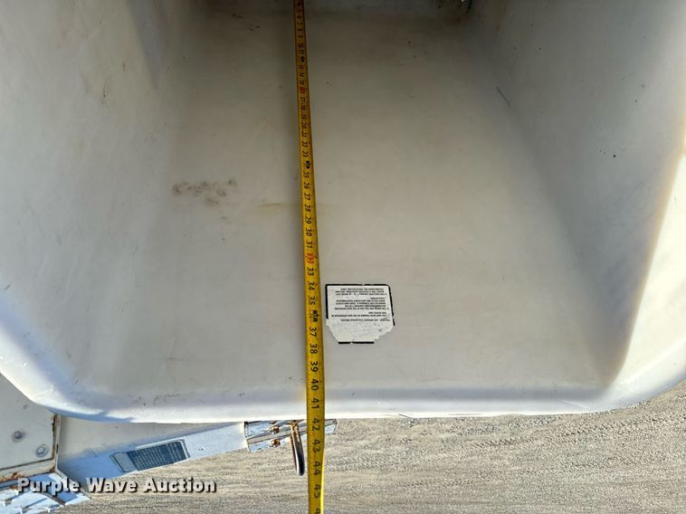 image for item NI9599 2002 Ford F550 Super Duty  bucket truck