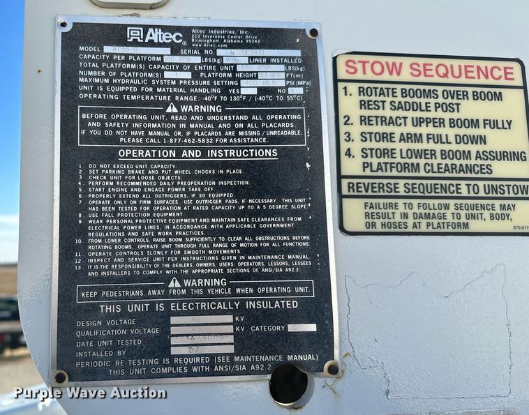 image for item NI9599 2002 Ford F550 Super Duty  bucket truck