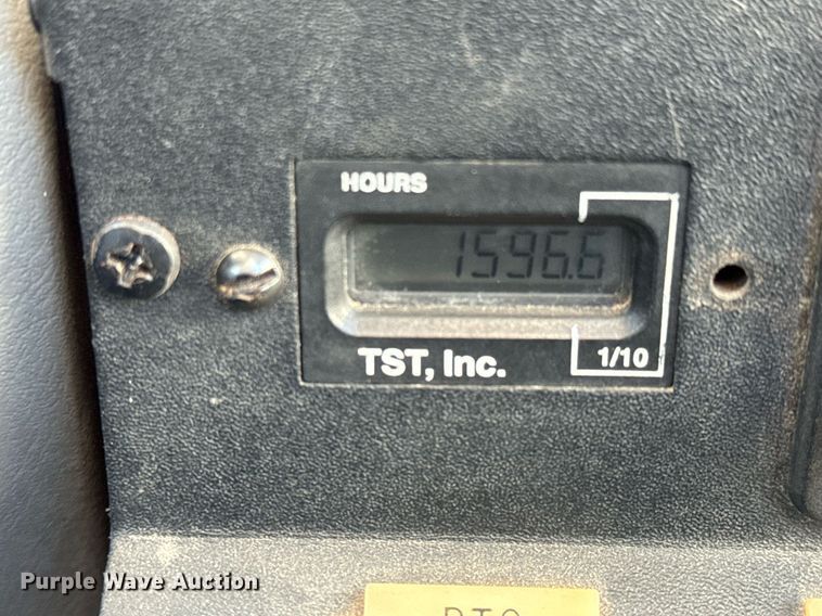 image for item NI9599 2002 Ford F550 Super Duty  bucket truck