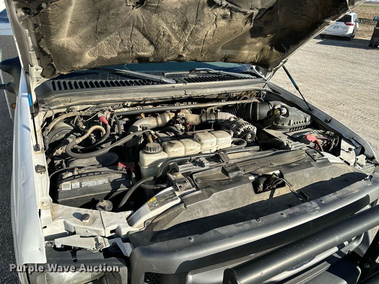 image for item NI9599 2002 Ford F550 Super Duty  bucket truck