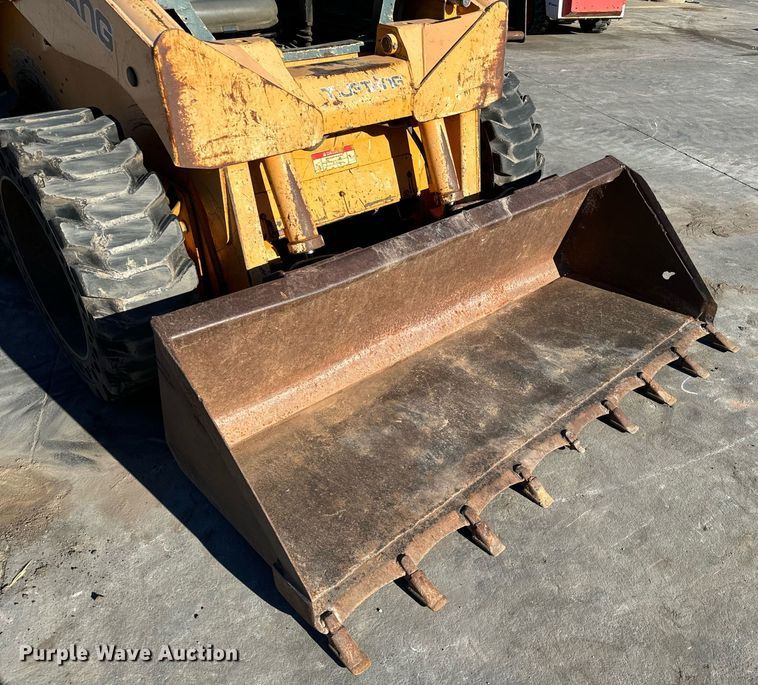 image for item NI9645 2006 Mustang 2076  skid steer loader