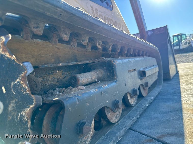 image for item NI9646 2006 Vermeer S600TX  compact utility loader