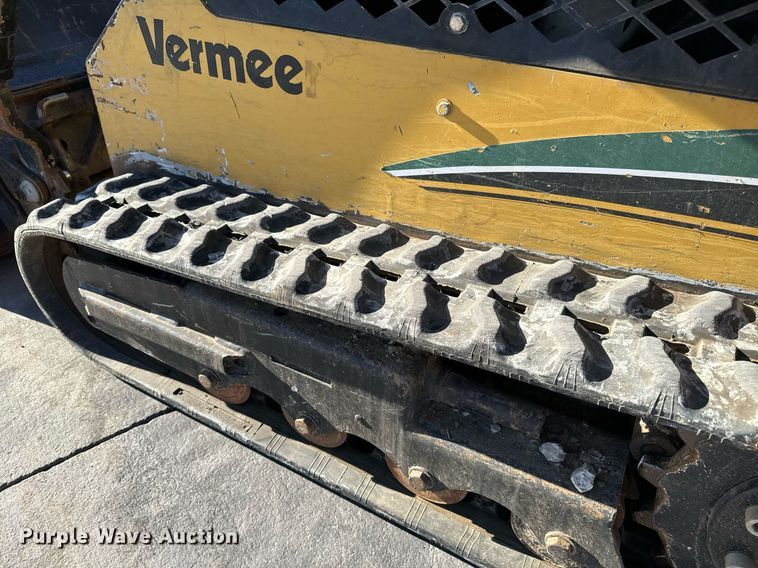 image for item NI9646 2006 Vermeer S600TX  compact utility loader