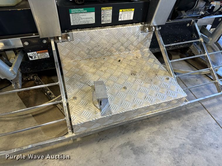 image for item NI9651 MBW Low Rider MK8-121  power trowel