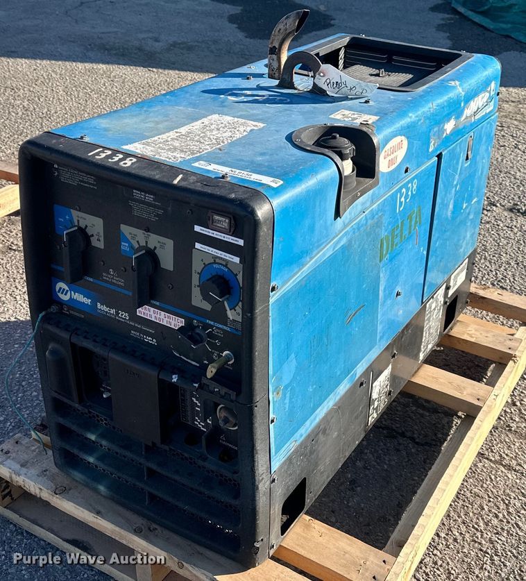 image for item NL9138 Miller Bobcat 225  welder/generator