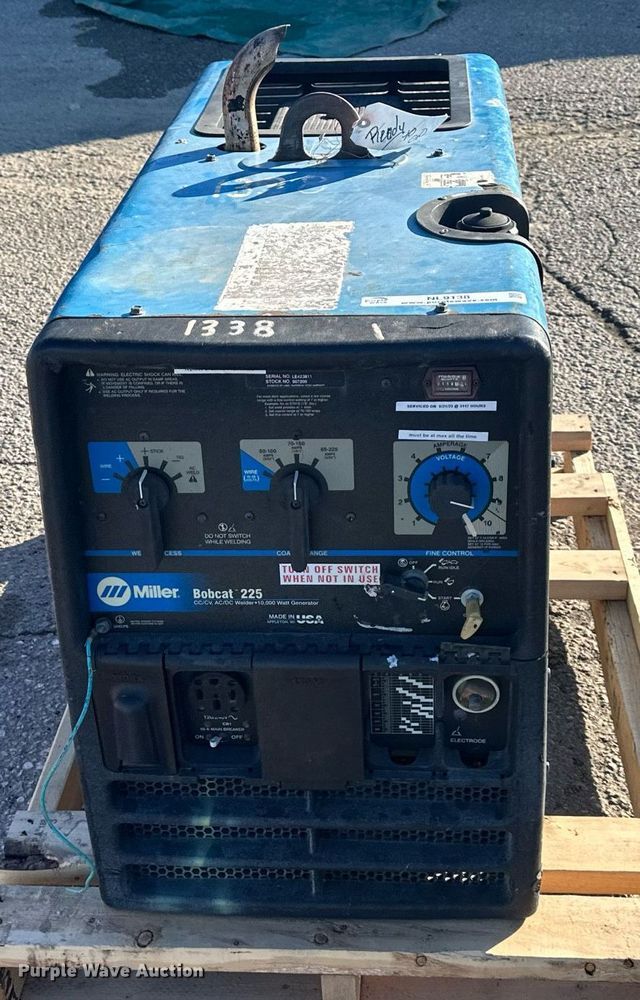 image for item NL9138 Miller Bobcat 225  welder/generator