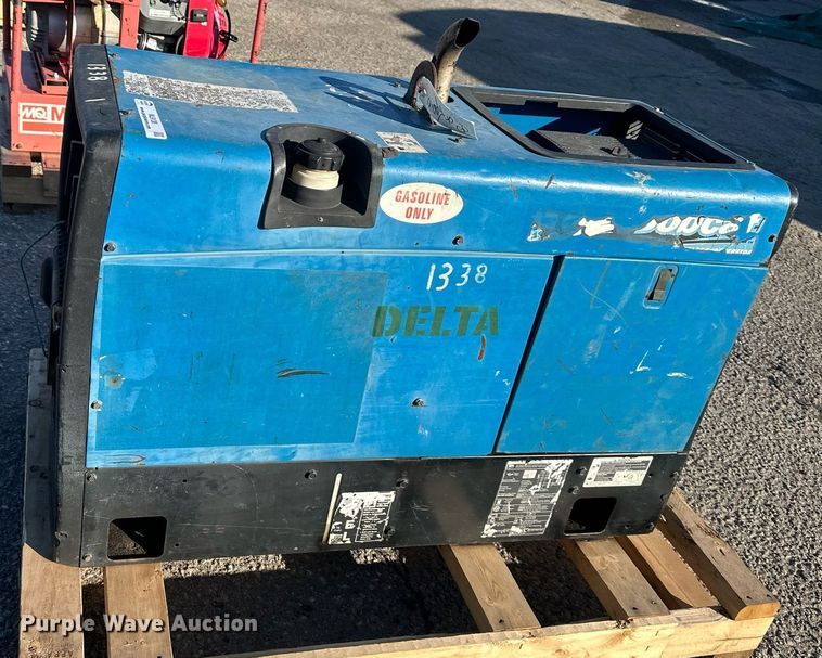 image for item NL9138 Miller Bobcat 225  welder/generator