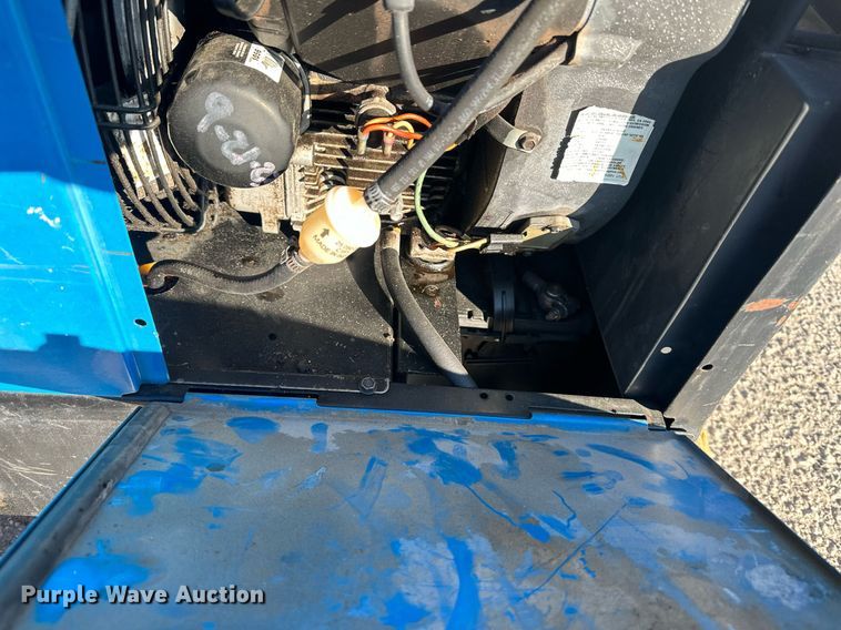 image for item NL9138 Miller Bobcat 225  welder/generator