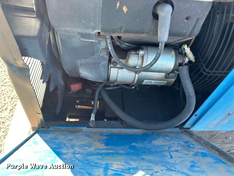 image for item NL9138 Miller Bobcat 225  welder/generator