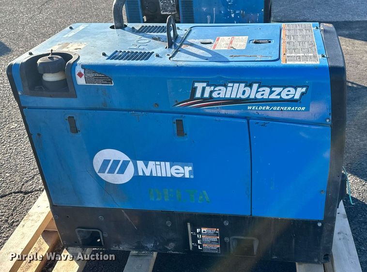 image for item NL9140 Miller Trailblazer 325 EFI  welder/generator