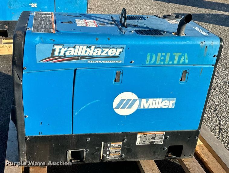 image for item NL9140 Miller Trailblazer 325 EFI  welder/generator
