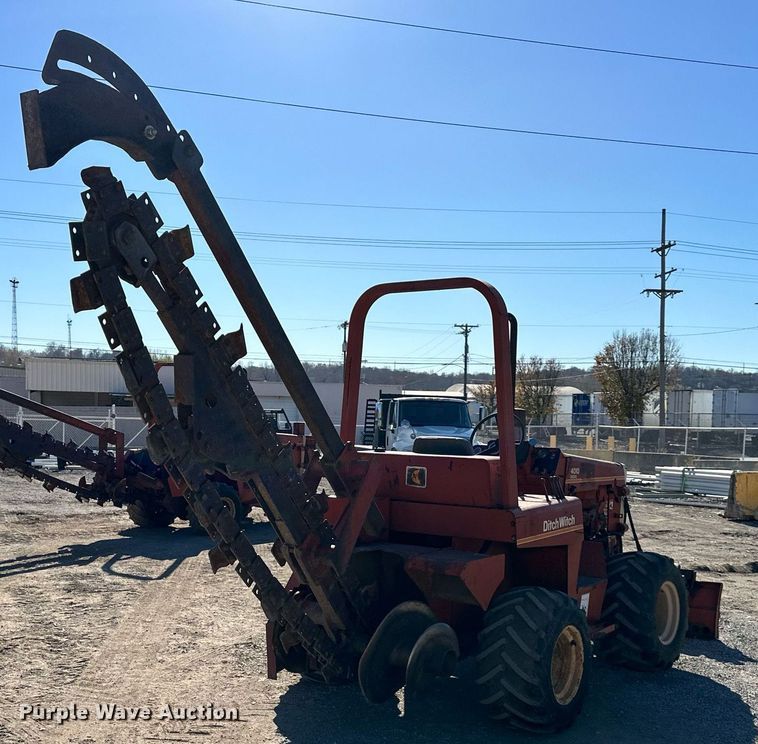 image for item NL9213 1981 Ditch Witch 4010  trencher