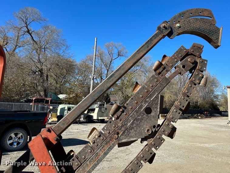 image for item NL9213 1981 Ditch Witch 4010  trencher