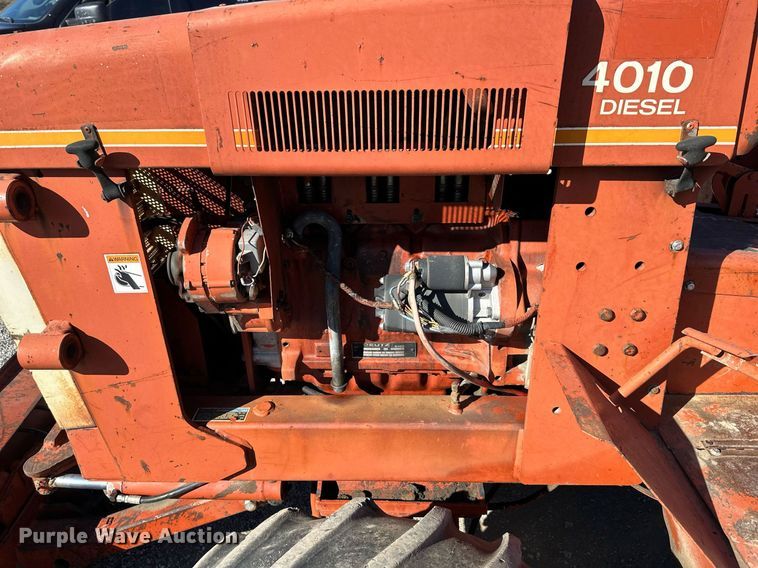 image for item NL9213 1981 Ditch Witch 4010  trencher