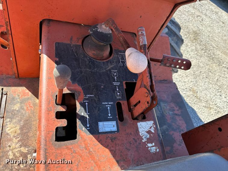 image for item NL9213 1981 Ditch Witch 4010  trencher