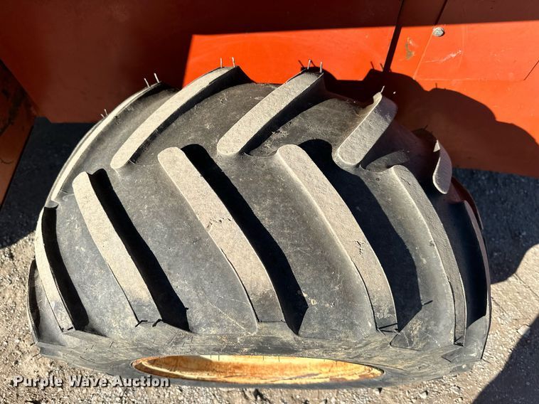 image for item NL9213 1981 Ditch Witch 4010  trencher