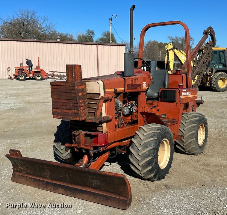 image for item NL9214 1985 Ditch Witch 4010  trencher