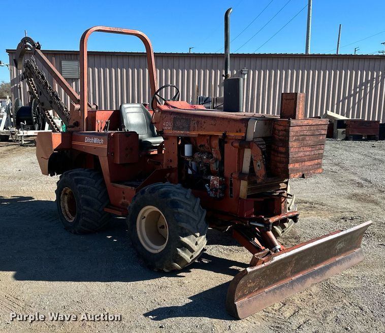 image for item NL9214 1985 Ditch Witch 4010  trencher