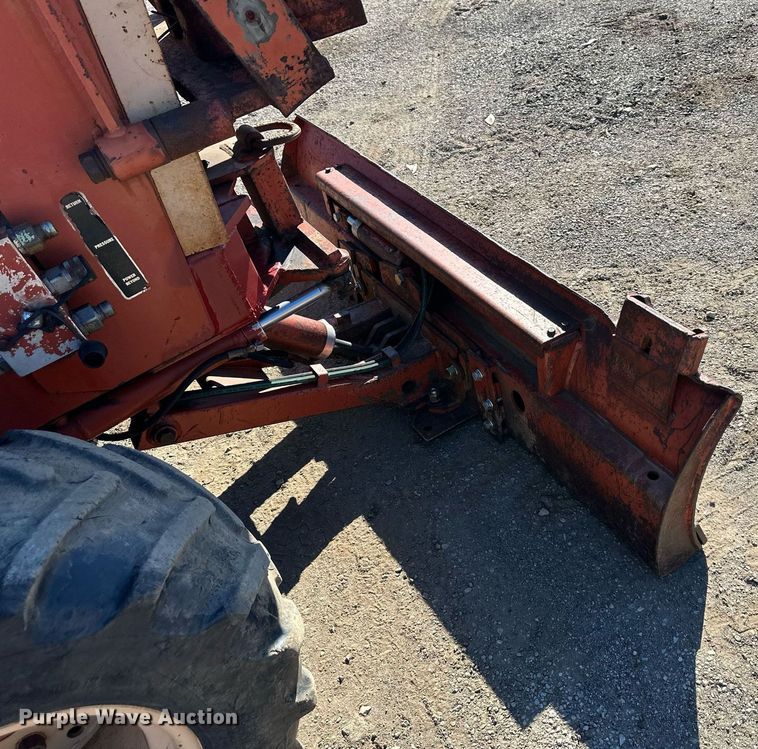 image for item NL9214 1985 Ditch Witch 4010  trencher